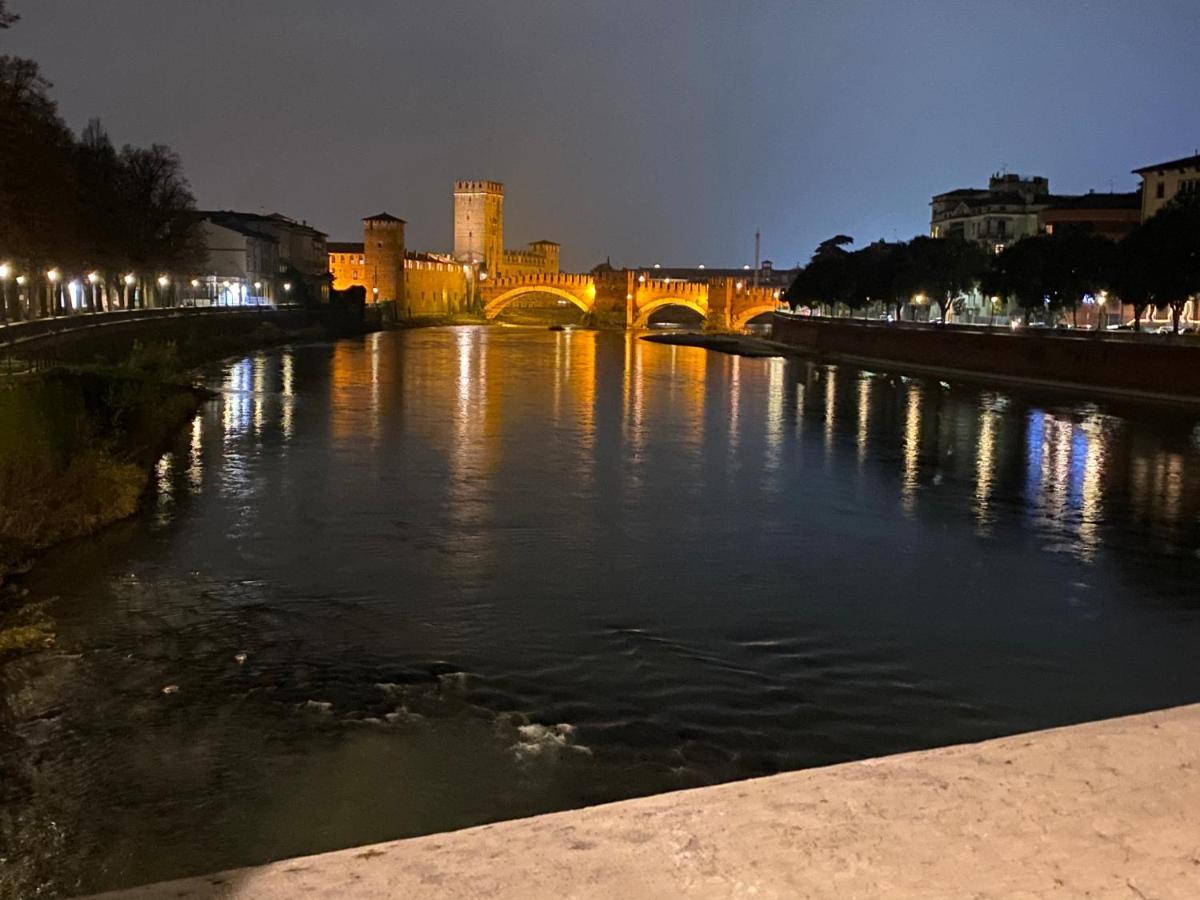 Pratosanto, Relax Nel Cuore Di Verona Eksteriør billede